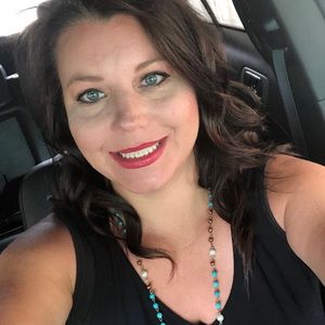 Meet your Posher, Renee